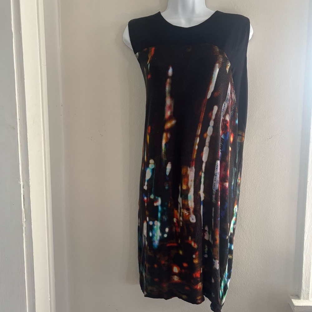 McQ by Alexander McQueen Black Abstract Print Sleeveless Shift Dress